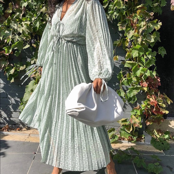 ASOS DESIGN Balloon Sleeve Green Midi Dress - Picture 1 of 3